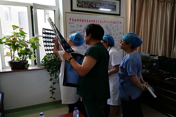 مشاوره پزشکی در چین توسط دکتر مصلحی جهت انجام برونکوسکوپی