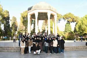 برگزاری کلاس ادبیات در حافظیه به مناسبت روز دانشجو