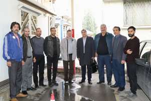 به مناسبت گرامیداشت روز حمل و نقل/حضور رئیس و مدیر اجرایی دانشکده پزشکی در واحد نقلیه