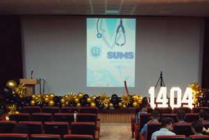 «رویش ١۴٠۴»، آیین استقبال از دانشجویان جدید الورود پزشکی سال ١۴٠۴ در دانشکده پزشکی شیراز