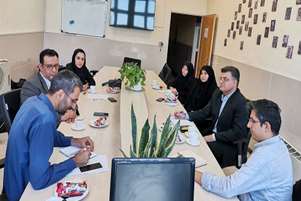 نشست هم اندیشی مدیر امور فرهنگی و فوق برنامه دانشگاه علوم پزشکی و خدمات بهداشتی درمانی شیراز با معاون فرهنگی و دانشجویی دانشکده پزشکی
