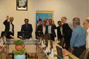 از نگاه دوربین/ تجلیل از مقام استاد در دانشکده پزشکی