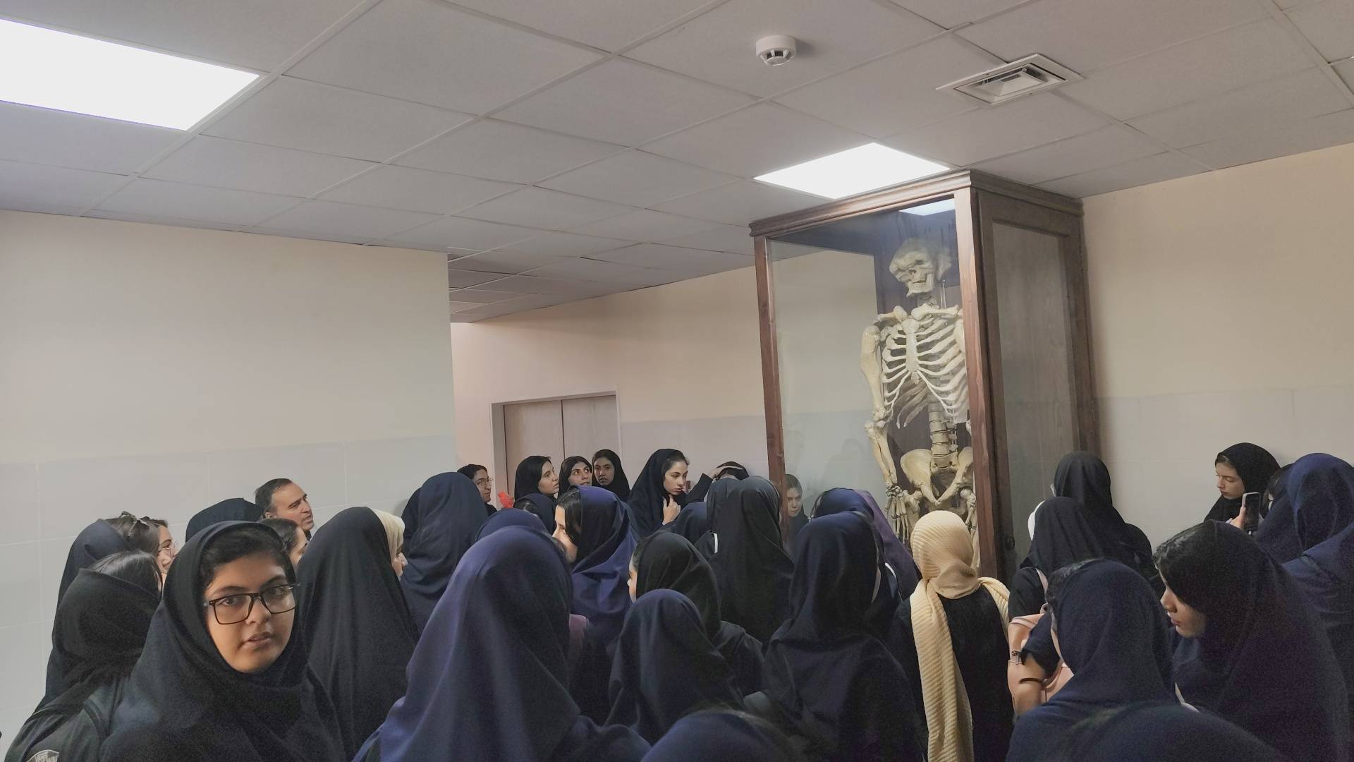 بازدید دانش آموزان