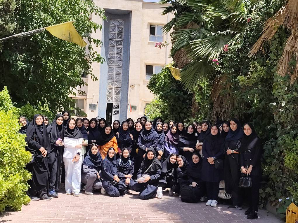 بازدید دانش آموزان
